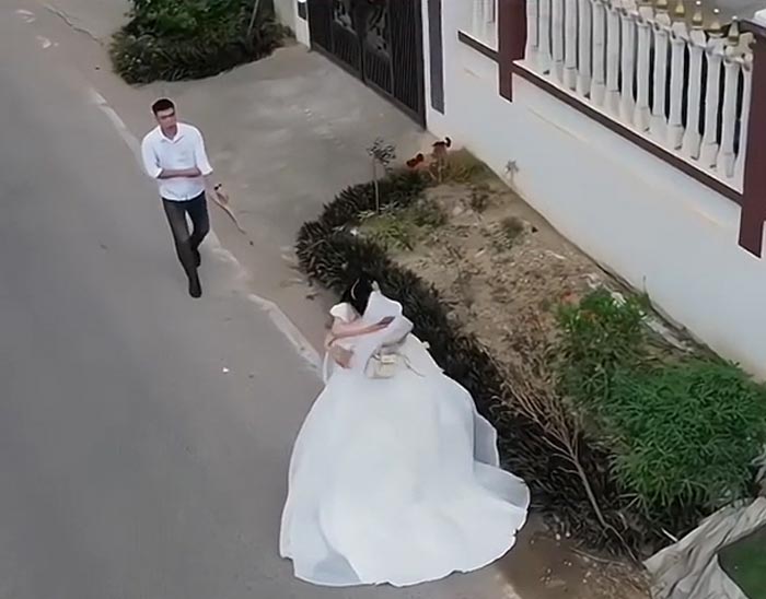 เจ้าสาววิ่งร้องไห้