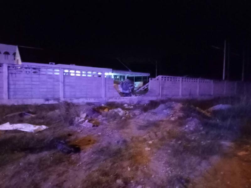 เบนซ์ชนคนตาย