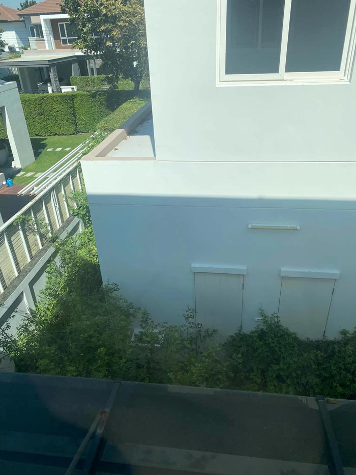 ปัญหาเพื่อนบ้าน