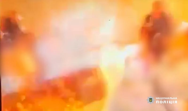 นักการเมืองยูเครน โยนระเบิดกลางที่ประชุม