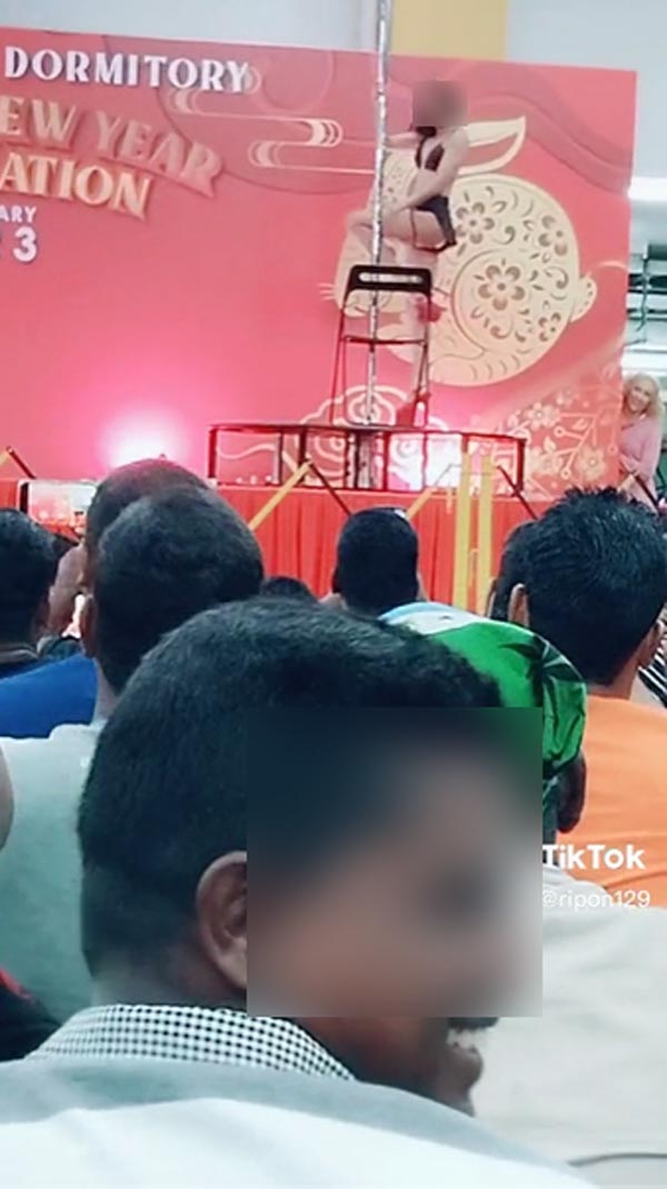 เต้นรูดเสา งานตรุษจีน