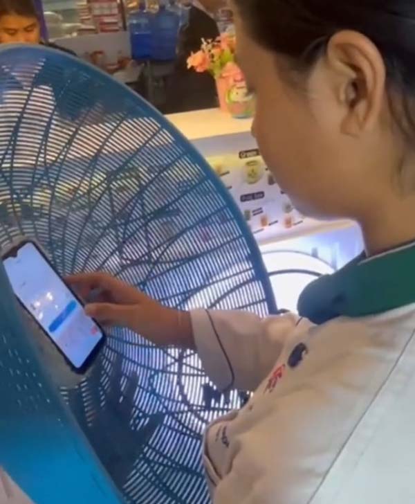 เคสมือถือฝาชี