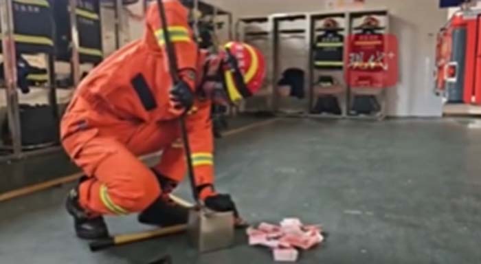 กระปุกออมสิน เด็ก 4 ขวบ