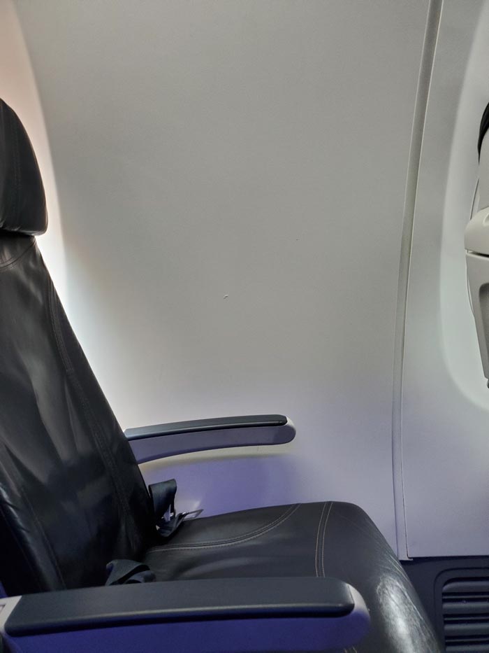 ที่นั่ง 11A บนเครื่องบิน