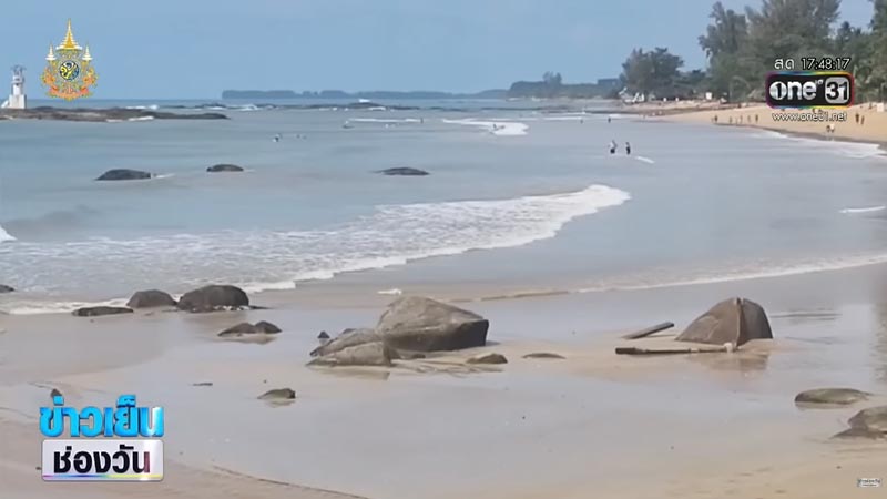 นักท่องเที่ยวถูกฉลามหัวบาตรกัด