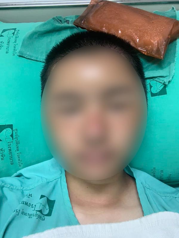 ตำรวจหญิงโดนทำร้ายร่างกาย