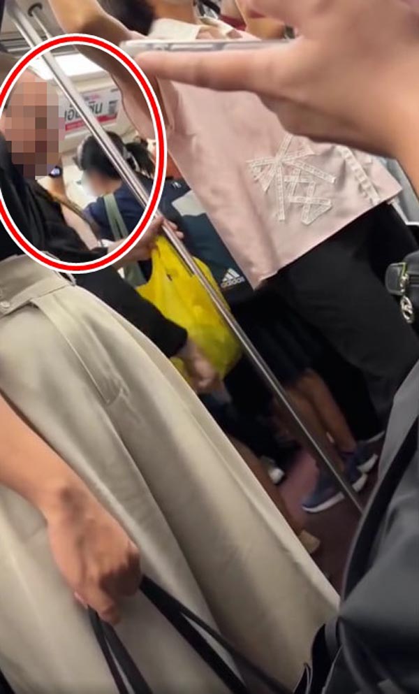 ฝรั่งด่าคนไทยบน BTS