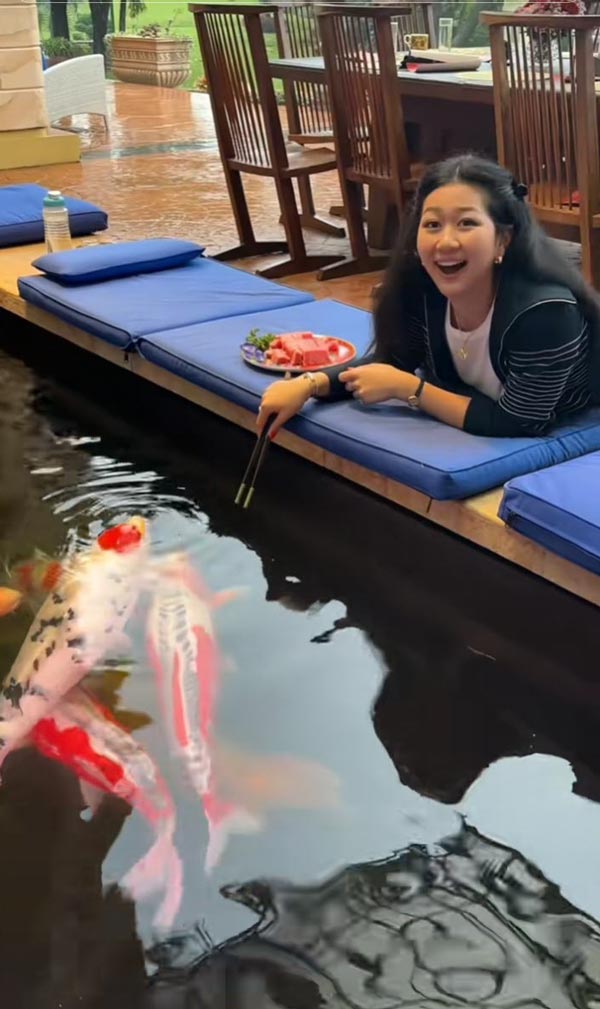 Chloe L โชว์ไลฟ์สไตล์สุดหรู