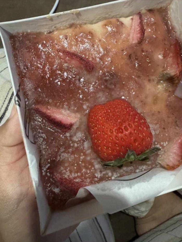 เค้กราขึ้น