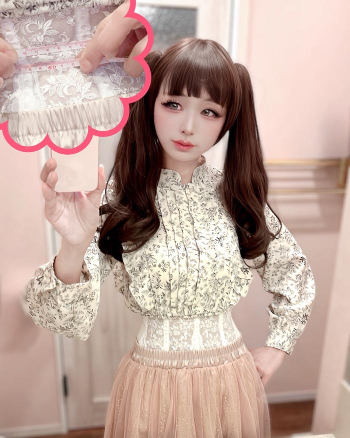 พ่อลูกแฝดนักร้องนำวงร็อก เข้าวงการแต่งหญิง