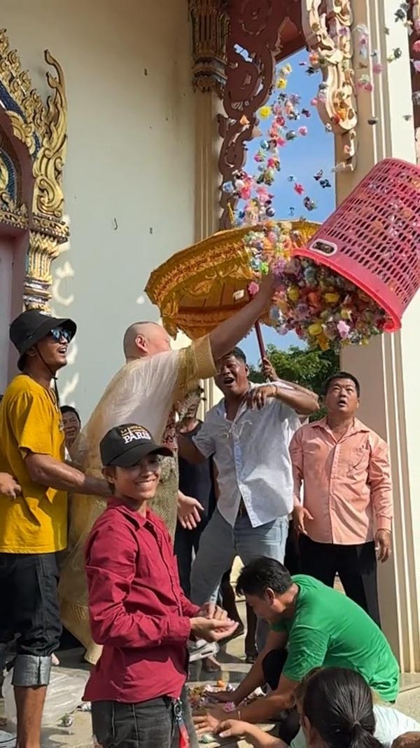 นาคสร้างตำนานโปรยทาน