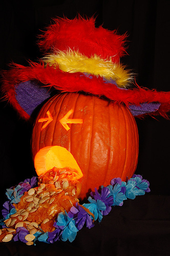 ฟักทองขี้เมา ไอเดียแกะสลักเก๋ ๆ รับวันฮาโลวีน