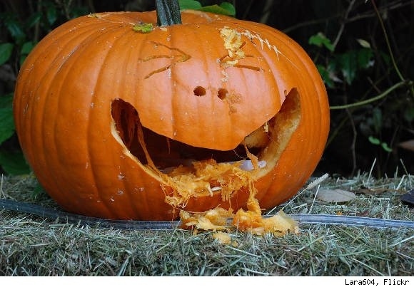 ฟักทองขี้เมา ไอเดียแกะสลักเก๋ ๆ รับวันฮาโลวีน 