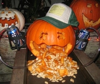 ฟักทองขี้เมา ไอเดียแกะสลักเก๋ ๆ รับวันฮาโลวีน