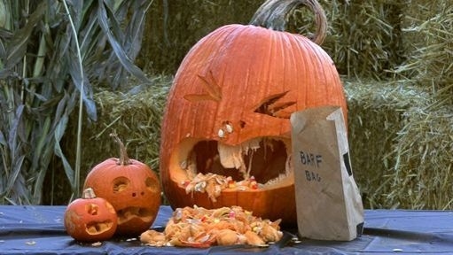 ฟักทองขี้เมา ไอเดียแกะสลักเก๋ ๆ รับวันฮาโลวีน