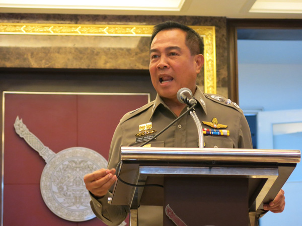 พล.ต.อ. สมยศ พุ่มพันธุ์ม่วง พล.ต.อ. สมยศ พุ่มพันธุ์ม่วง