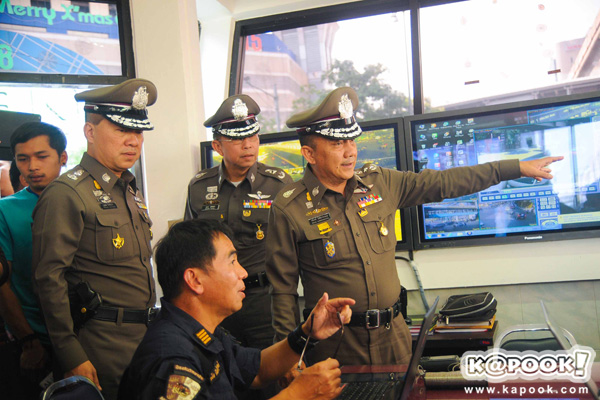 ตำรวจประสานตรวจป้ายไฟโฆษณาทุกป้อม จ่อฟันฐานรุกที่สาธารณะ