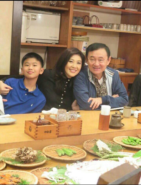 ทักษิณ ยิ่งลักษณ์ น้องไปป์ ที่ญี่ปุ่น