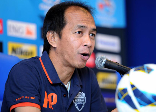 โค้ชแต๊ก อรรถพล ปุษปาคม