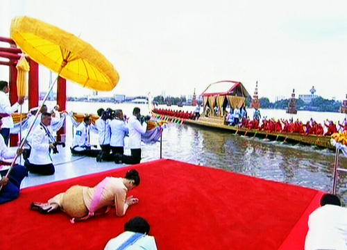 ขบวนพยุหยาตราทางชลมารค 2555