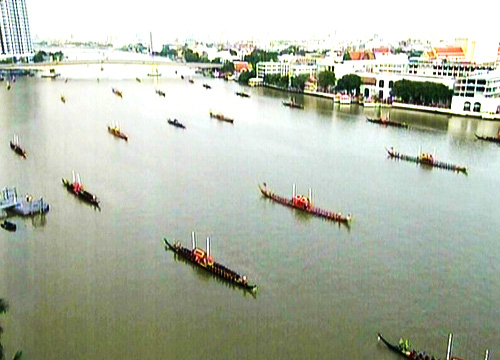 ขบวนพยุหยาตราทางชลมารค 2555