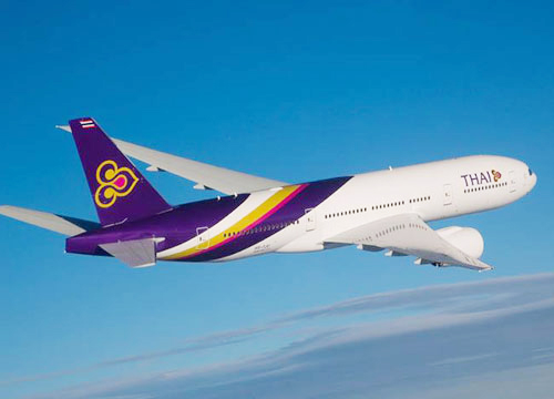 การบินไทยบินชนนก