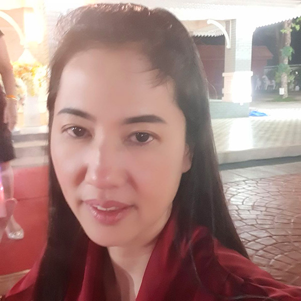 เอ๋ ปารีณา