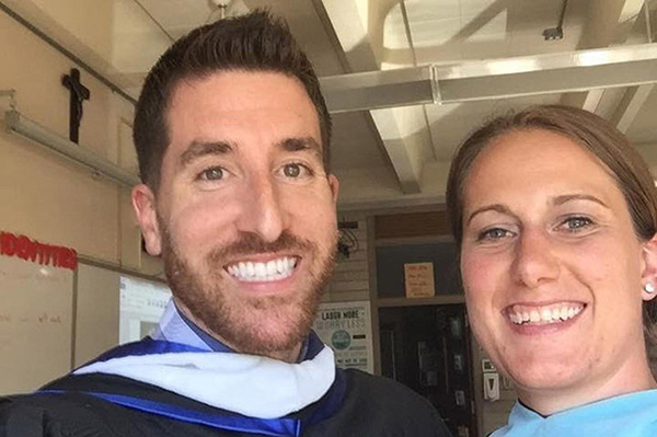 โรงเรียนขับไล่ 2 ครูเกย์