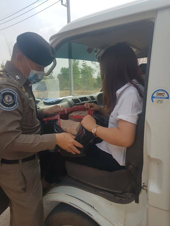 ตำรวจจับเมียนมา ขนเงิน 16 ล้าน