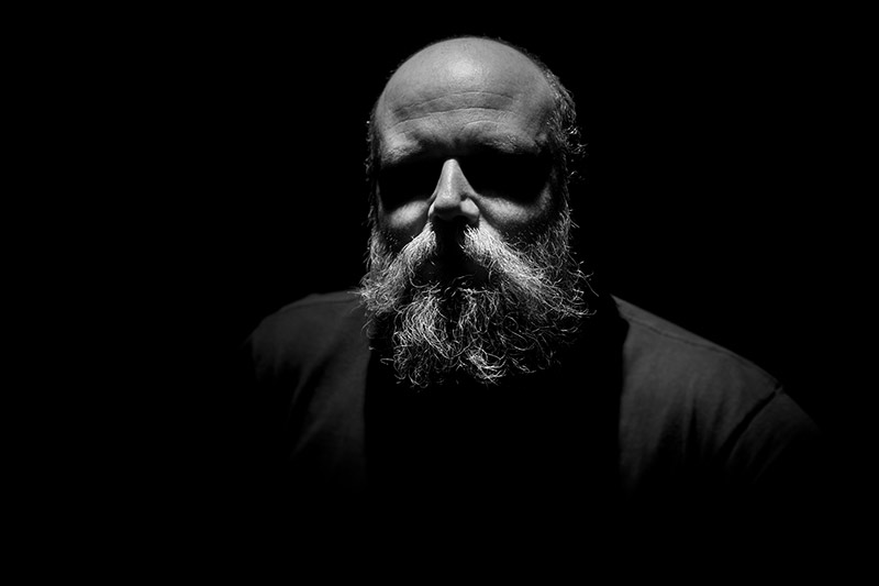 ข่มขืนผู้หญิง