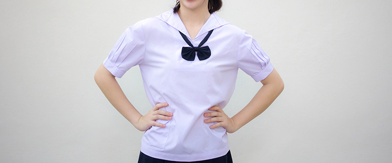 ปักชื่อบนชุดนักเรียน