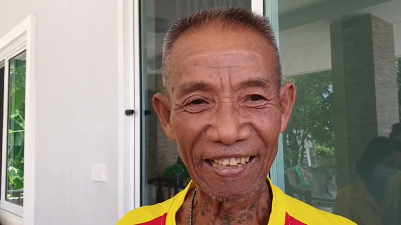 หลานโวยพยาบาล ถอดสายน้ำเกลือตาเลือดสาด