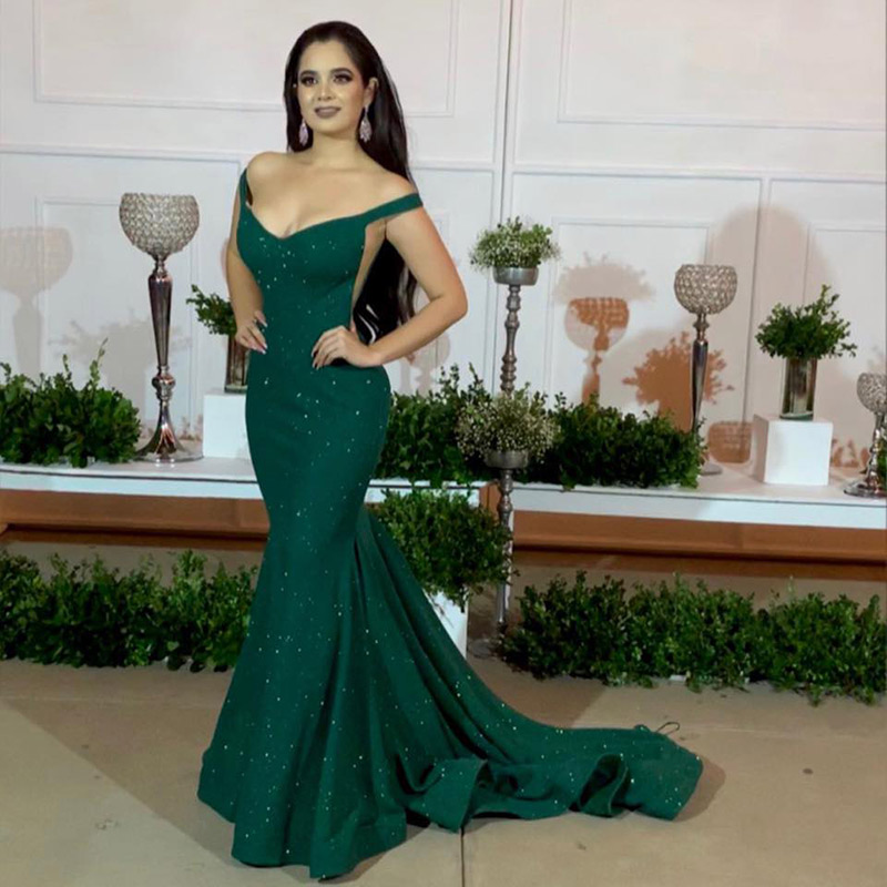 ฆ่าฝังดินนางแบบสาว