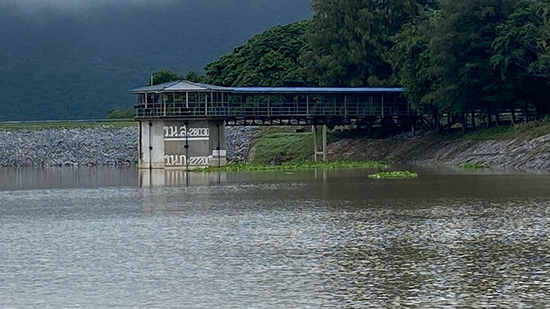 เขื่อนลำตะคอง