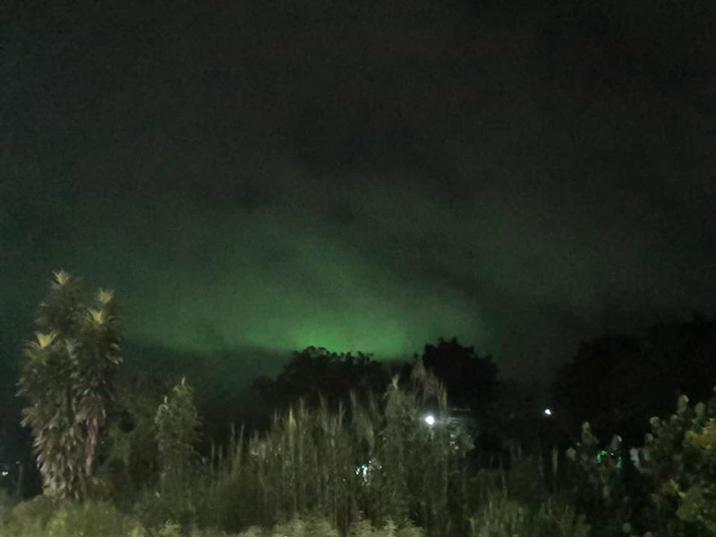 แสงสีเขียวบนท้องฟ้าระนอง