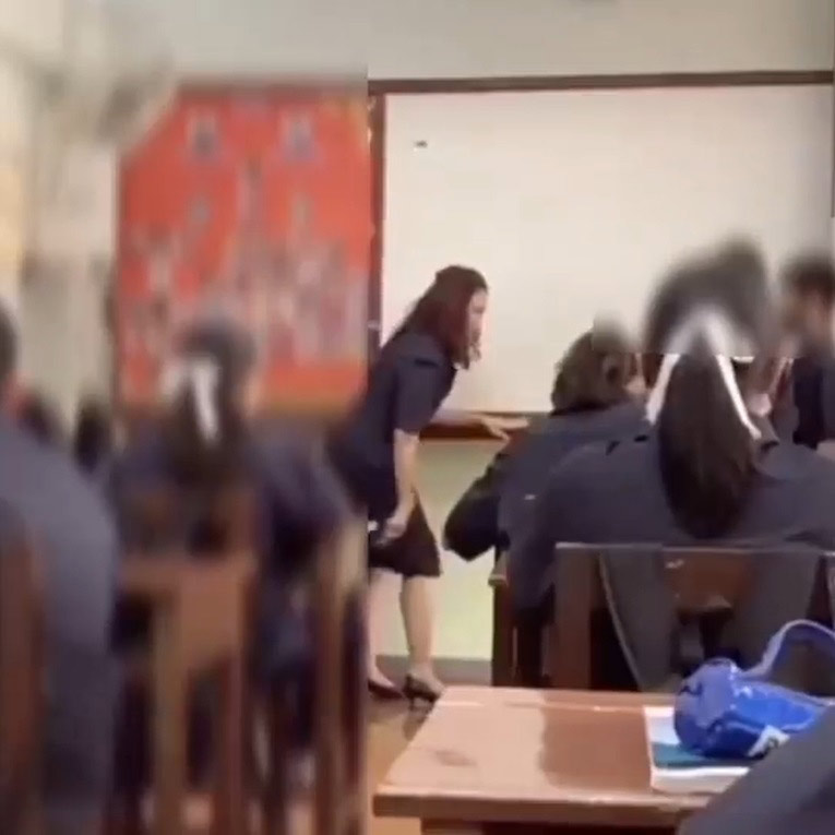 คลิปครูด่านักเรียน 