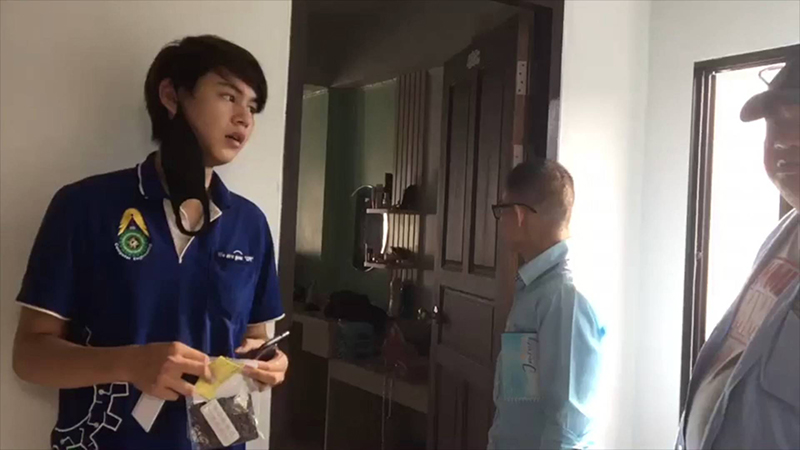 สาวกระโดดตึก เรื่องจิ้งหรีดทอด