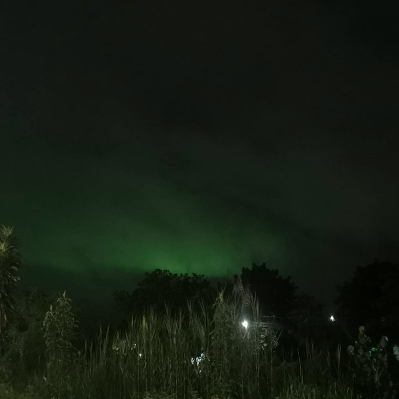 แสงสีเขียวบนท้องฟ้าระนอง