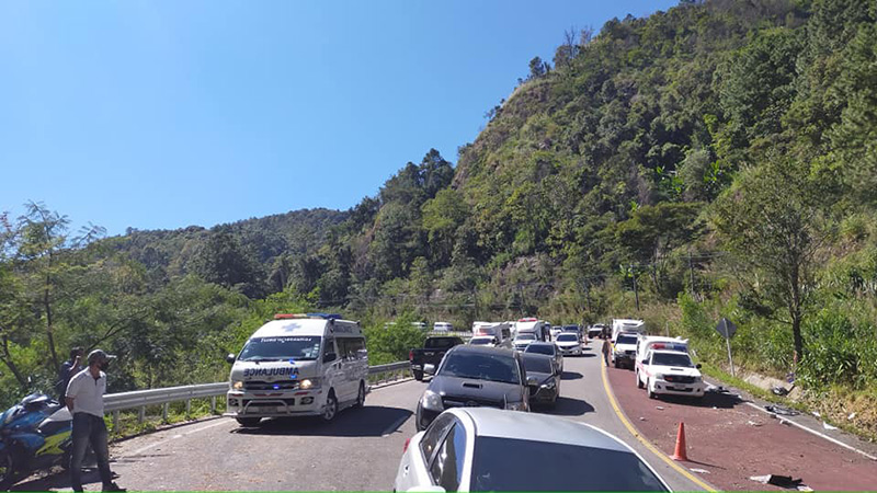 รถกระบะคว่ำ ดอยอินทนนท์ ตาย 5 ศพ