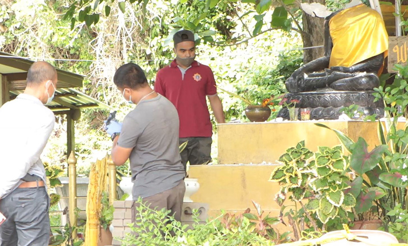 ทุบเศียรพระพุทธเจ้าองค์ดำ