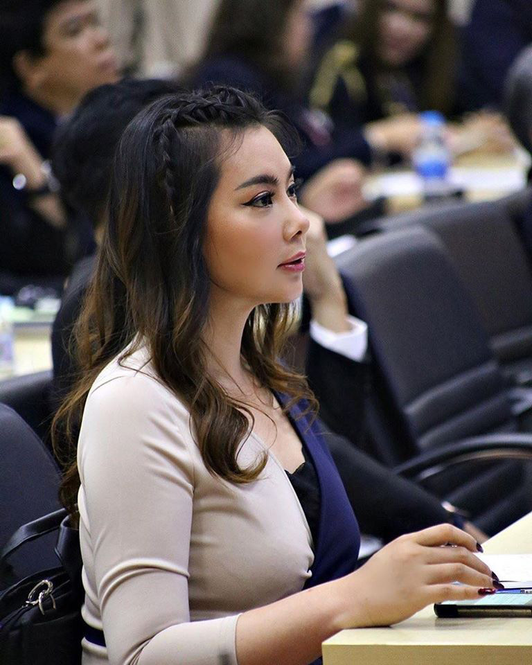 บุ๋ม ปนัดดา 