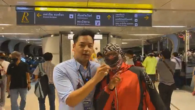 อาร์ตี้ พัฒน์พล นักข่าว Bangkok Post 