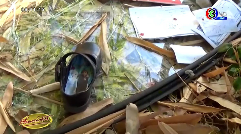 รถรับ-ส่งนักเรียน พลิกคว่ำ