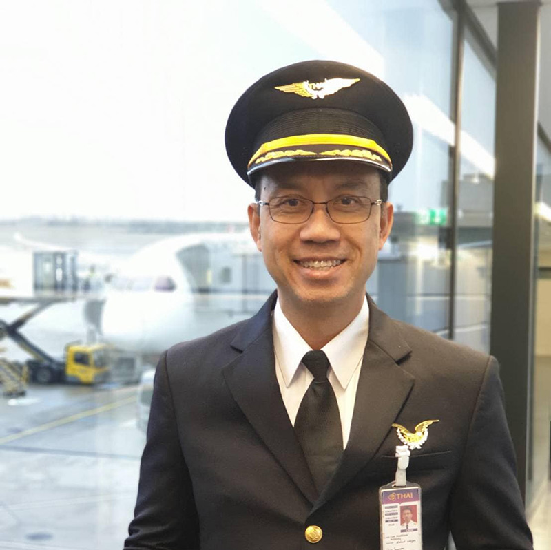 กัปตันเครื่องบินขับแกร็บ