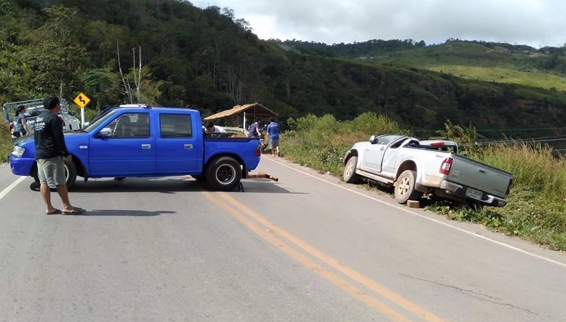 รถกระบะคว่ำภูทับเบิก