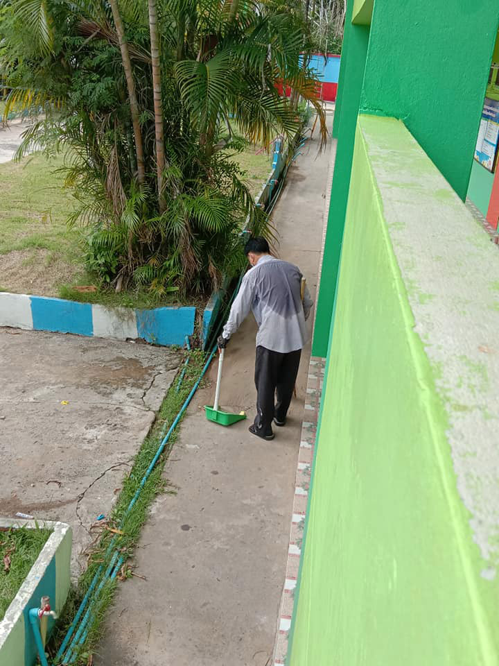 ผอ.โรงเรียนบ้านหนองตาดน้อย