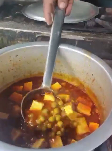 ตาร่ำไห้ขายข้าวแกงไม่ได้