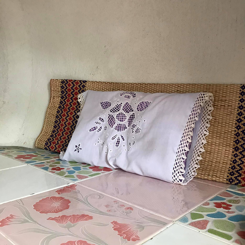 โอ่งห้องนั่งเล่น