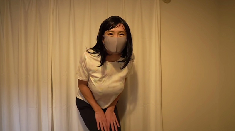 ยูทูบเบอร์แต่งตัวเป็นสาวอกใหญ่ 