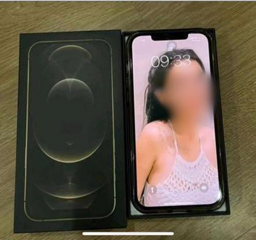 ขายไอโฟนพร้อมภาพลับ